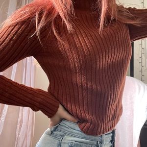 Brown cotton knitted turtleneck